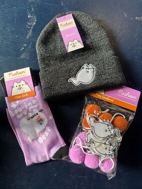 Pusheen Beanie Socks and Garland New